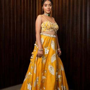 Sunburst Pixel Lahenga